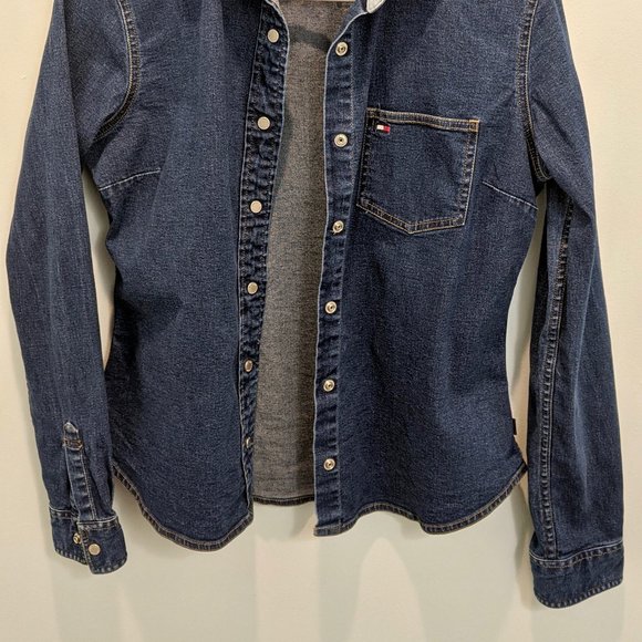 Vintage Tommy Hilfiger Women's Denim Button Shirt - Picture 3 of 10